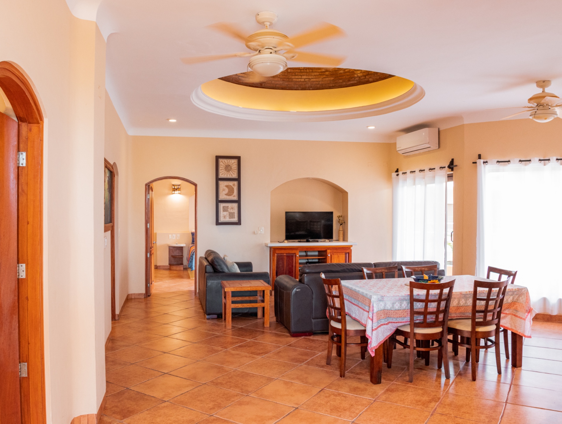 Playa Grande E-33 – Oceanview Penthouse, Turnkey Ready