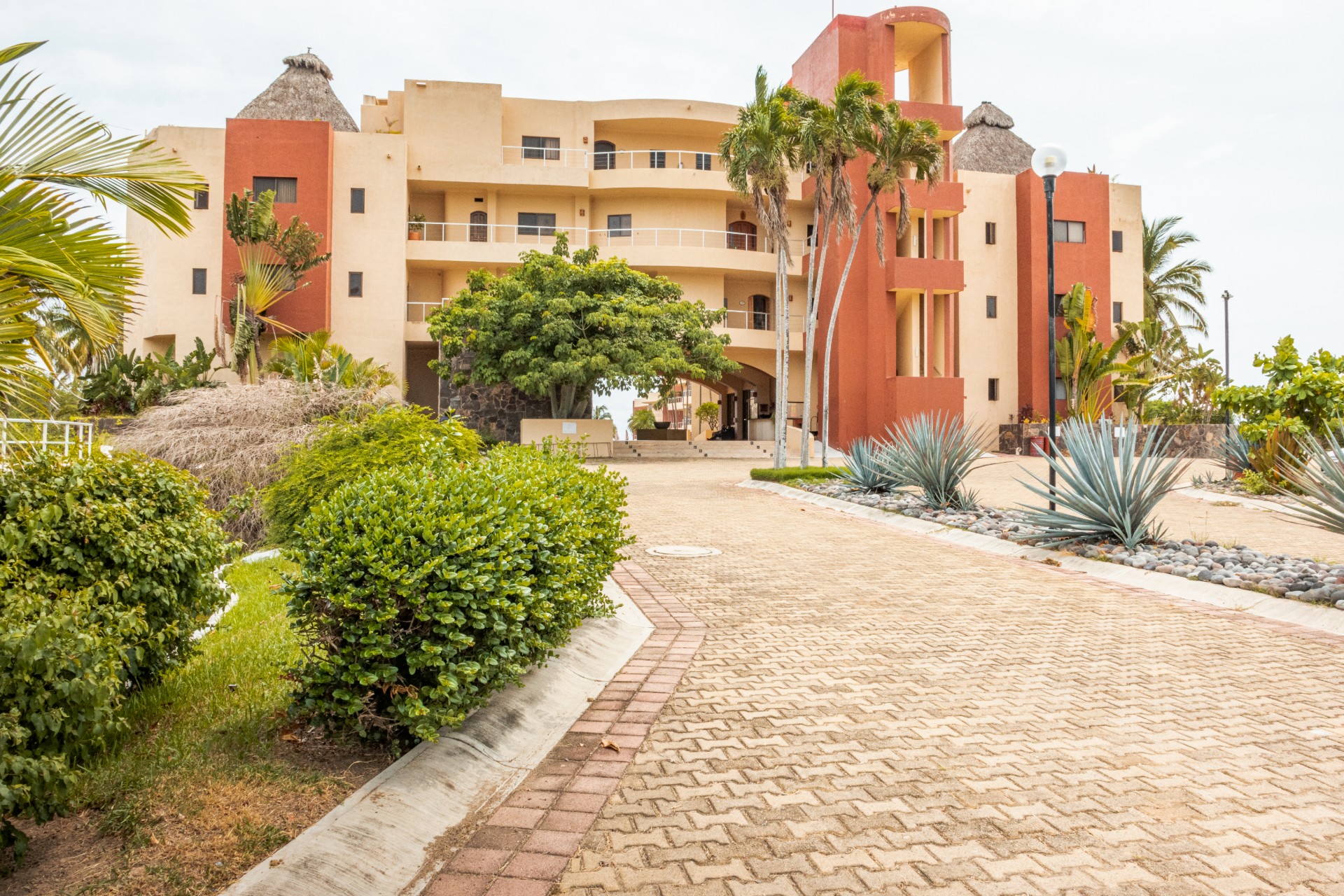 Playa Grande G13 – Income-Ready Beach Condo